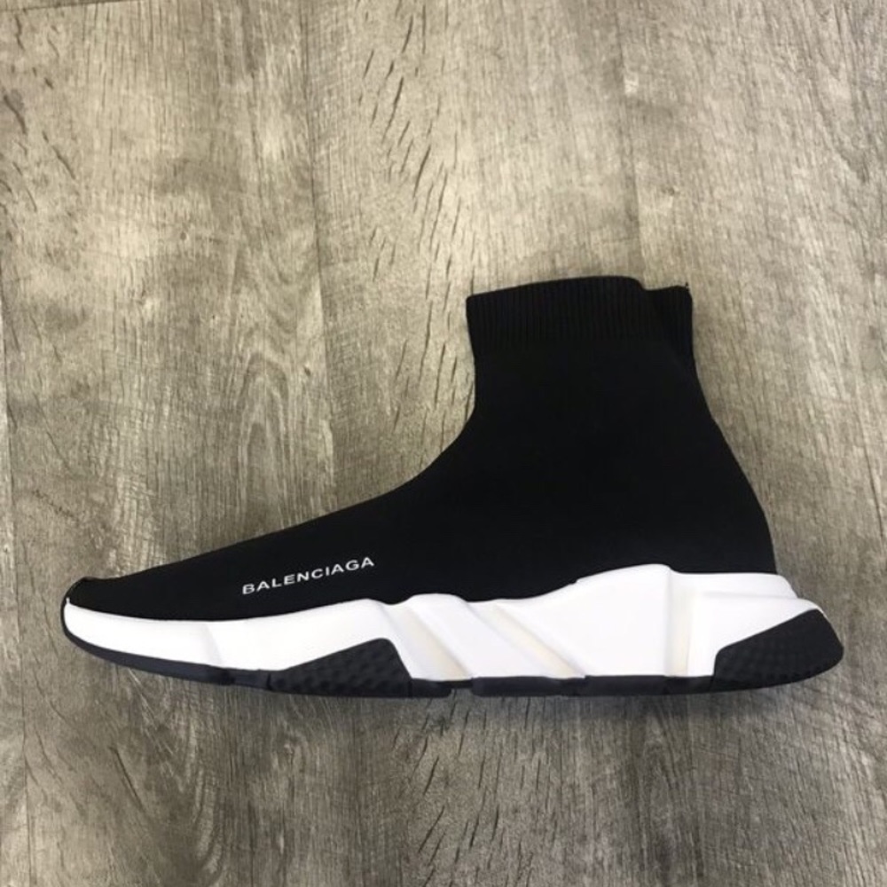Balenciaga bag and sneakers - Picture 4 of 5